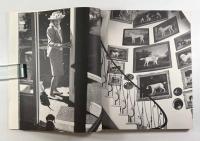 【洋書】A house is not a home