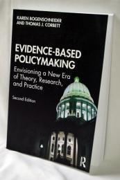 Evidence-Based Policymaking　ペーパーバック