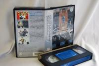 エレクトロニック・スーパーハイウェイ:90年代のナムジュン・パイク [VHS]