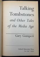 【英語洋書】『Talking Tombstones & Other Tales of the Media Age』『しゃべる墓石―メディア時代の奇妙な物語』