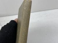 グレゴリオ聖歌の歌ひ方　ソレム楽派による　テ・ラローシュ著　中央出版社　昭和26年