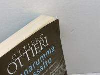 洋書　ドンナルンマの襲撃　Donnarumma all'assalto　 Garzanti Libri 　オッティエーロ・オッティエーリ　OttieroOttieri