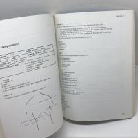 洋書　English in Medicine Course book: A Course in Communication Skills Cambridge University Press Eric H.Glendinning
