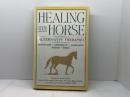Healing Your Horse *Howell Book House Snader, Meredith