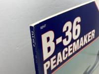 洋書　ミリタリー　B-36 Peacemaker (Detail & Scale S.) Squadron/Signal Publications Inc. Wachsmuth, Wayne
