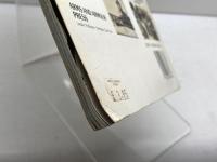 洋書　ミリタリー　German Combat Uniforms of World War Two Arms & Armour Press Davis, Brian L.