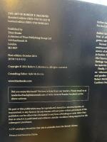 The Art of Robert E. McGinnis Titan Books Robert E.McGinnis　ロバート・マクギニス アートワーク集