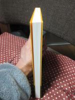 暴力の世界で柔和に生きる