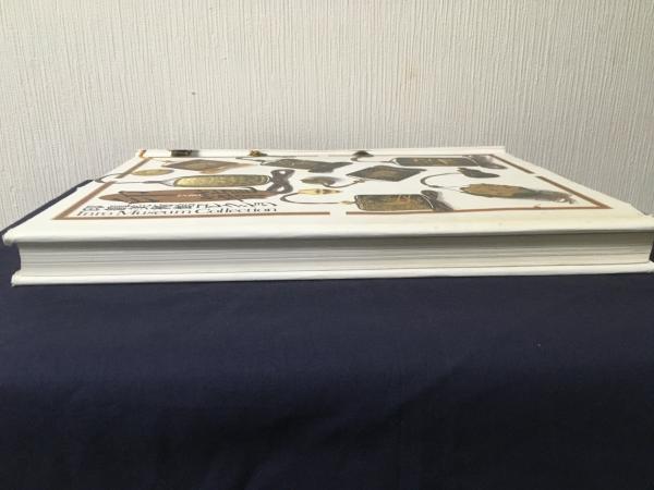 印籠　inro 洋書　大型本　貴重 印籠 INRO 印籠美術館コレクション(荒川浩和・監修) / 古本、中古本