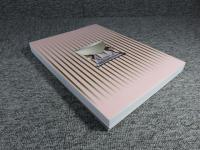 フランス宮廷の磁器　セーヴル、創造の300年