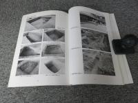 善通寺市内遺跡発掘調査事業に伴う埋蔵文化財発掘調査報告書 11　
善通寺旧境内・善通寺陣所跡・旧善通寺偕行社・菊塚古墳・樽池西手山頂墳3号