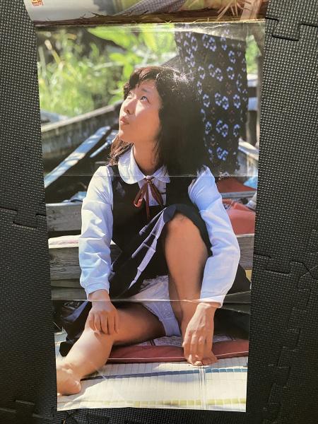 昭和　写真集　少女 聖少女 昭和55年12月号 創刊号 田島順子 折込ピンナップポスター付き / 古本、中古本、古書籍の通販は「日本の古本屋」 / 日本の古本屋