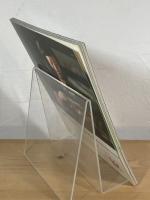 谷内六郎の世界 : 愛・郷愁・抒情の画家