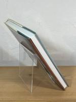 ひらひら、運ばれてゆくもの