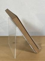 闇のささやき