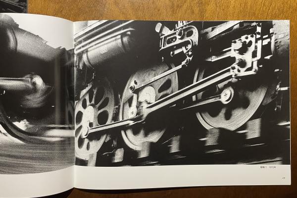 20世紀の蒸気機関車(O. ウィンストン・リンク写真・文 ; 清里