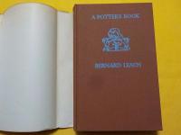 英文　　A  Potter's  Book