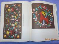 英文　　THE DECORATIVE ARTS OF SWEDEN