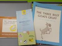 英文　　THE THREE BILLY  GOATS  GRUFF
（三びきのやぎのがらがらどん）

