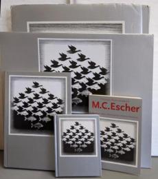 M.C.Escher / エッシャー　空と水　1996年カレンダー・無地ノート・ポストカード・アドレス帳セットケース付き