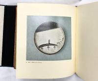 【図録】瀬戸絵皿の美 （石皿と油皿）発行：リーチ 著：秦秀雄 【特装刊行者版・非売品・120部の内限定番号3】