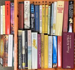 洋書関係 まとめて30冊以上 New Zealand THE THRONE OF FIRE A PEANUTS BOOK 他