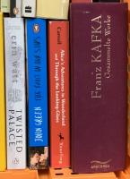 洋書関係 まとめて30冊以上 New Zealand THE THRONE OF FIRE A PEANUTS BOOK 他