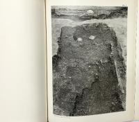 新沢千塚126号墳 （奈良県）橿原考古学研究所 編著 奈良県教育委員会 昭和52年