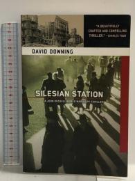 洋書 Silesian Station (A John Russell WWII Spy Thriller) Soho Crime DavidDowning