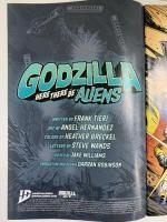【洋書】（3）GODZILLA HERE THERE BE ALIENS 2025 ゴジラ