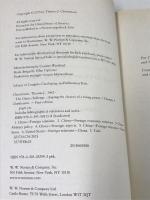 洋書 The China Challenge Thomas J.Christensen,  Shaping the Choices of a Rising Power W. W. Norton & Company