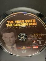 黄金銃を持つ男(デジタルリマスター・バージョン) 20世紀フォックスホームエンターテイメント ロジャー・ムーア DVD