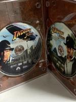 アドベンチャーズ・オブ・インディ・ジョーンズ コンプリートDVDコレクション パラマウント ジャパン ハリソン・フォード DVD 4枚組