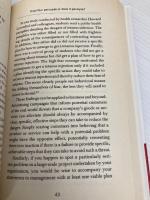 Yes!: 50 Scientifically Proven Ways to Be Persuasive Free Press Goldstein Ph.D., Noah J.