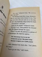 Magic Tree House #1: Dinosaurs Before Dark  Random House Books for Young Readers Osborne, Mary Pope