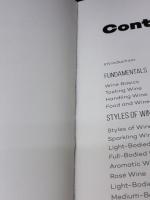 Wine Folly: The Essential Guide to Wine Avery Puckette, Madeline