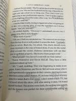 Three Women Sleuths in SKIN DEEP and Other Stories <女性探偵物語3篇> 研究社出版 サラ パレツキー