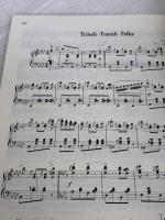 ヨハン・シュトラウスワルツ・ポルカ集 全音ピアノライブラリー 全音楽譜出版社