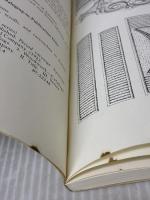 Ornamental Borders, Scrolls and Cartouches in Historic Decorative Styles (Dover Pictorial Archive)