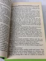 Wicked: The Life and Times of the Wicked Witch of the West (Wicked Years, 1) William Morrow Paperbacks GregoryMaguire