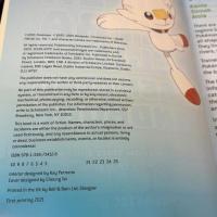 Pokémon Super Extra Deluxe Essential Handbook: The Need-to-Know Stats and Facts on over 875 Characters! (Pokémon)