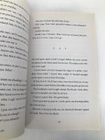 Blood Red Road (Dust Lands) Margaret K. McElderry Books Young, Moira