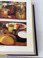 軽いフランス料理―ヨーロッパ50人のシェフによる創作 (1980年) 三洋出版貿易 万木 義次