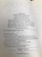 Warriors: The Broken Code #4: Darkness Within (Warriors: The Broken Code, 4) HarperCollins Hunter, Erin