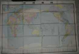 世界地図　1：22000000　(中国語)