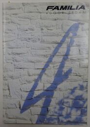 FAMILIA 4DOOR SEDAN　ファミリア　4ドア　セダン　【自動車カタログ】