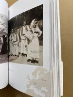 100年前の写真で見る世界の民族衣装