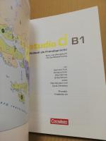 Studio d B1: deutsch als fremdsprache　kurs- und Ubungsbuch