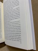 Shakespeare's creative art of stratification : dramatic crossroads of comedy and tragedy