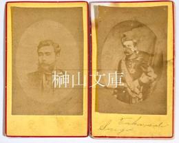 古写真　文部卿西郷従道・正三位陸軍大将西郷隆盛公